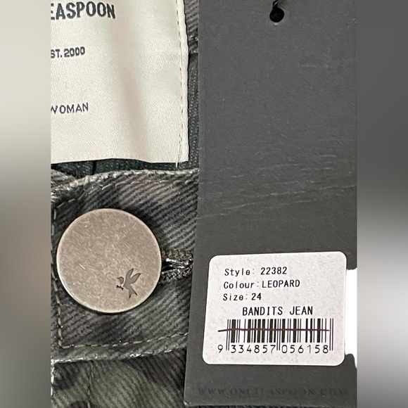 One by One Teaspoon Bandits Leopard Jeans Size 24 NWT - Picture 4 of 6